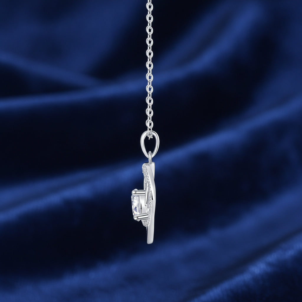 White Moissanite Platinum-plated S925 silver Heart Necklace