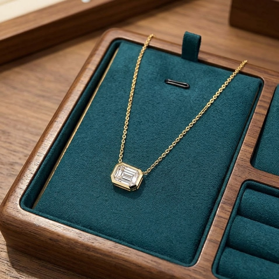 The Celine Emerald-Cut Moissanite Necklace | 1-Carat 18K Gold Vermeil