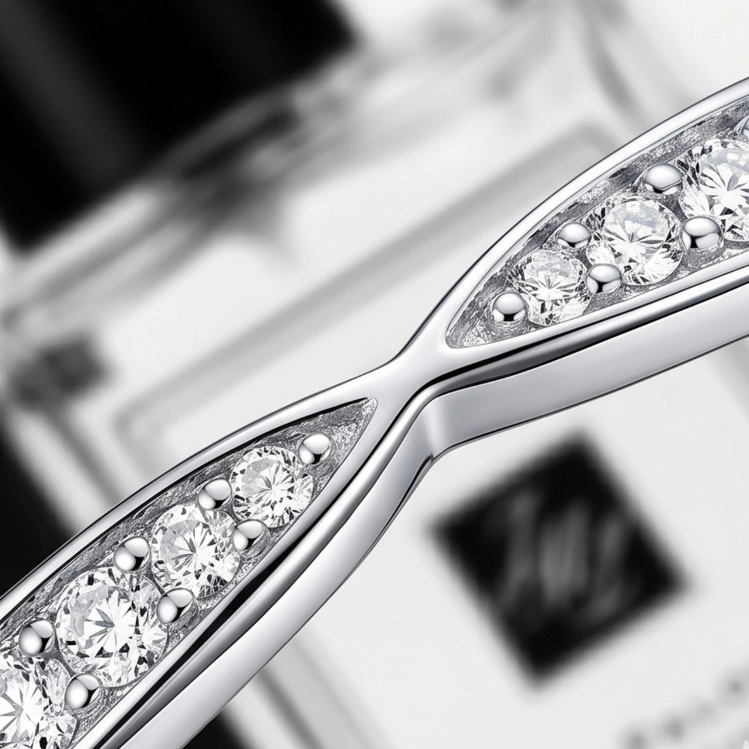 925 Sterling Silver Criss-Cross Moissanite Ring for Women | Crossover Eternity Band