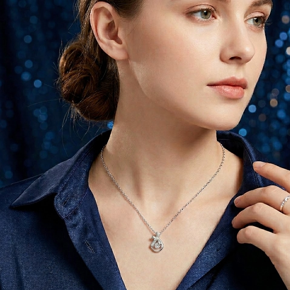 The Valery Kinetic Purse Necklace | 0.3ct Moissanite & S925 Silver