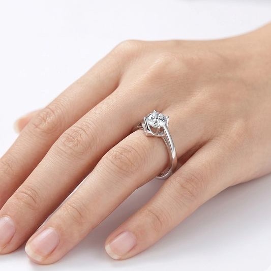 The Seraphic Heart 1-Carat Moissanite Ring | Platinum Plated S925 Silver