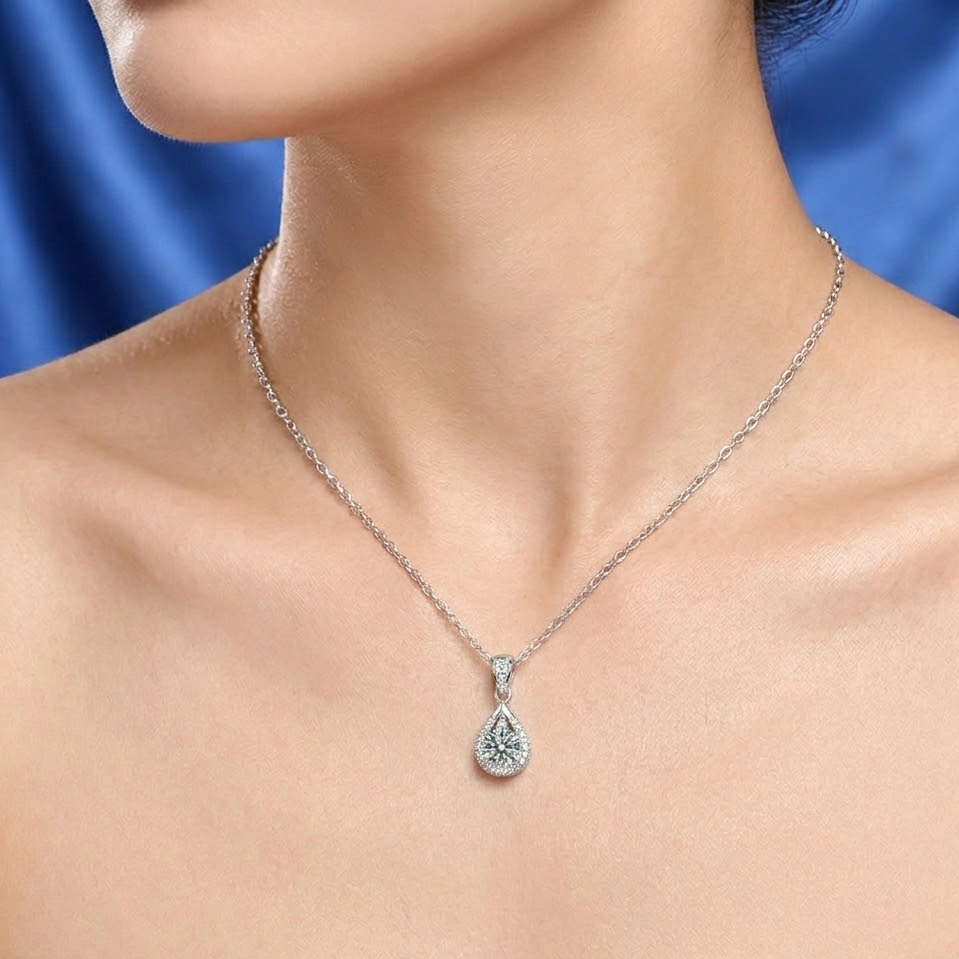 The Lachlan Teardrop Halo Necklace | 1-Carat Moissanite in S925 Sterling Silver